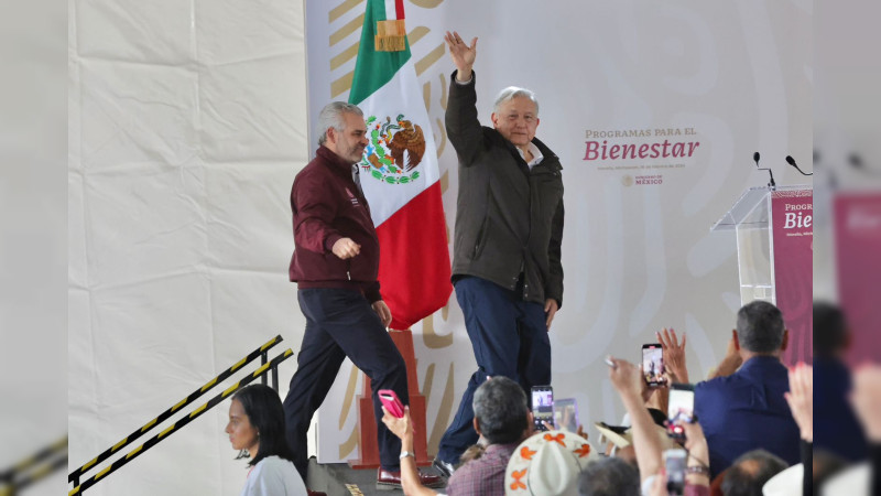 Bedolla y AMLO refrendan apoyo a michoacanos con programas sociales