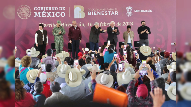 Bedolla y AMLO refrendan apoyo a michoacanos con programas sociales