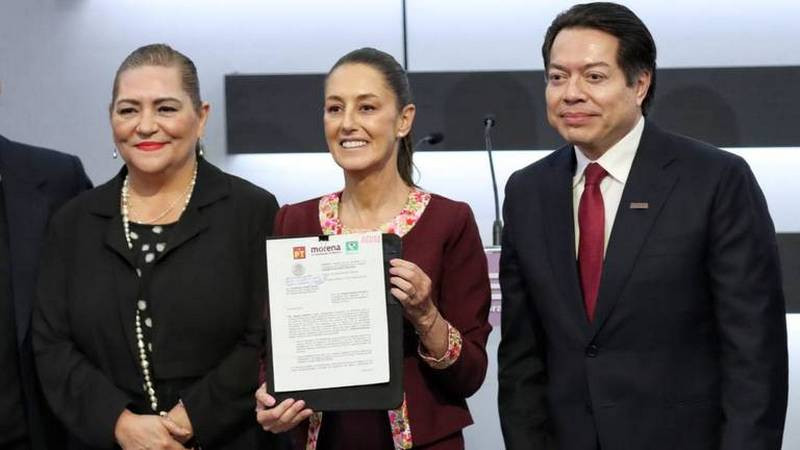 Claudia Sheinbaum se registra ante el INE como candidata presidencial de Morena y sus aliados 