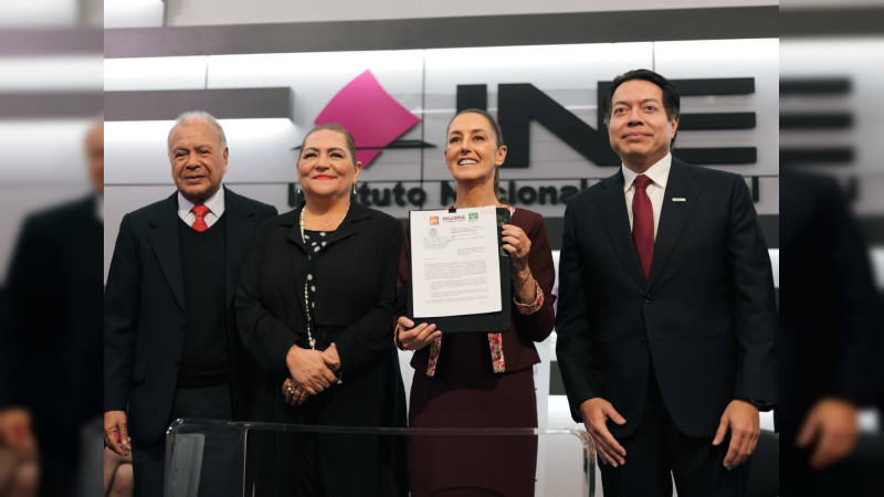 Claudia Sheinbaum se registra ante el INE como candidata a la Presidencia de México 