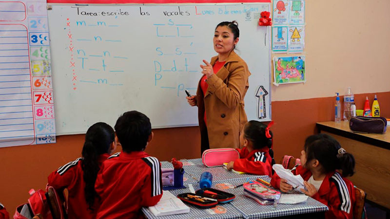 Sector educativo de Michoacán señala que avanza asignación de plazas para docentes  