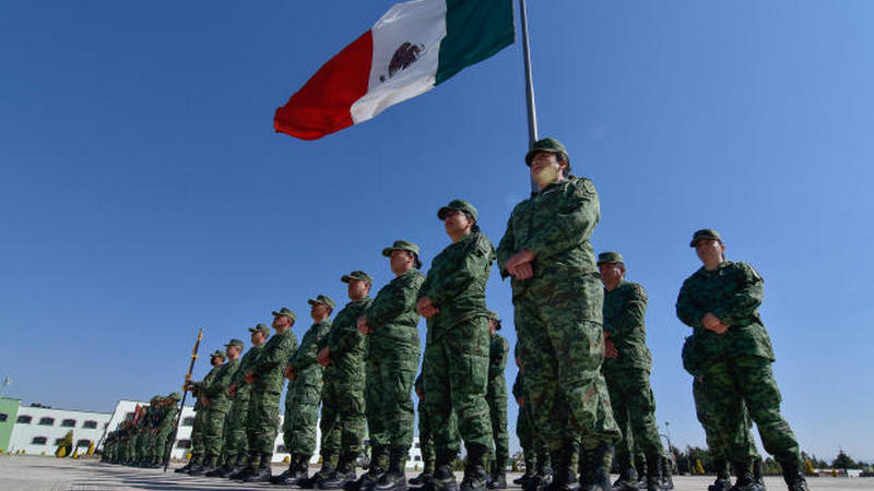 Comandante del Ejército promete a AMLO perfeccionar el sistema para mejorar eficiencia 