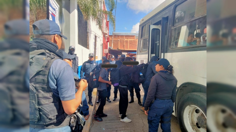 Rescatan a 64 migrantes indocumentados en Oaxaca; detienen a 5 “polleros” 