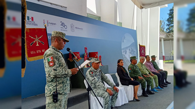 Ejército Mexicano realizó Instrucción de Escoltas de Bandera en Uruapan, Michoacán