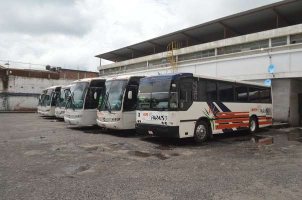 Al igual que en el resto de Michoacán, en Apatzingán, suspendieron las corridas de autotransporte 