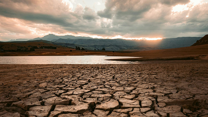Ejecutivos de finanzas alertan que escasez de agua es un riesgo para economía e inflación en México  