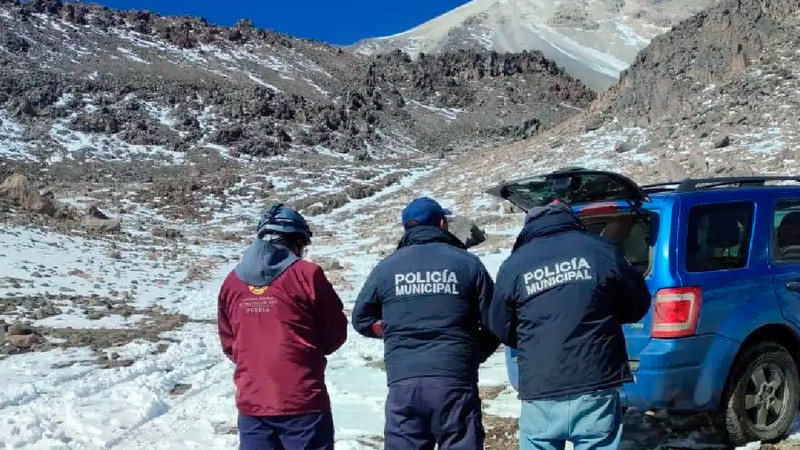 Localizan sin vida a guía de alpinistas en Pico de Orizaba; otra persona se encuentra desaparecida 