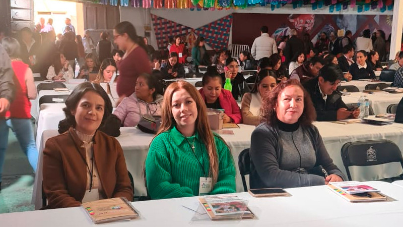 Graciela Guzmán Bucio, presidenta Honoraria del DIF, participa en el Encuentro Nacional de Centros de Desarrollo Comunitario