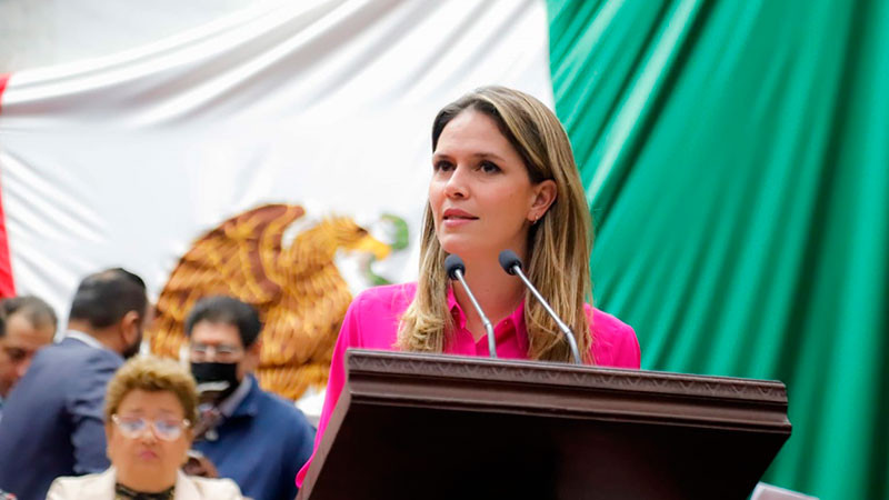Diputada Daniela De Los Santos impulsa certificación de gente que atiende infancias michoacanas 