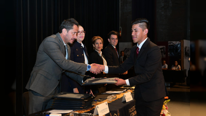 Michoacán tiene capital humano para la relocalización de empresas: Sedeco