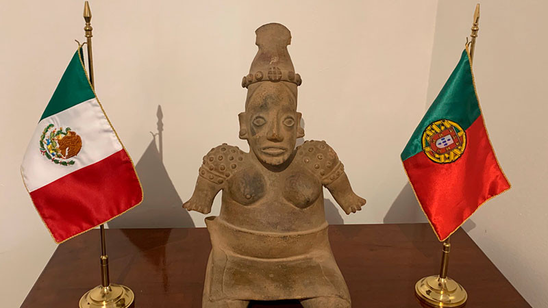 México recupera una pieza arqueológica que sería subastada en Portugal