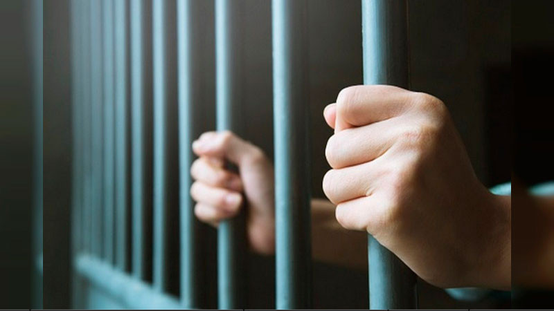 Sentencian a 2 años de prisión a Gustavo C. por no pagar la pensión alimentaria a sus dos hijas 