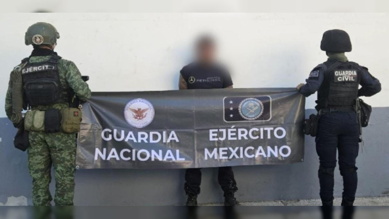 Detienen en Apatzingán, Michoacán a sujeto en posesión de un arma de fuego 