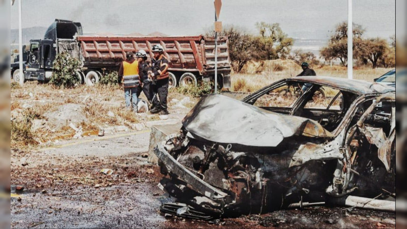Sube a dos el número de víctimas mortales en accidente en Prolongación Constituyentes, en Querétaro 