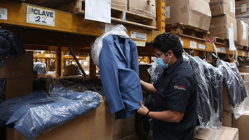 En febrero, entregó ISSSTE más de 100 mil piezas de uniformes en unidades médicas y administrativas 