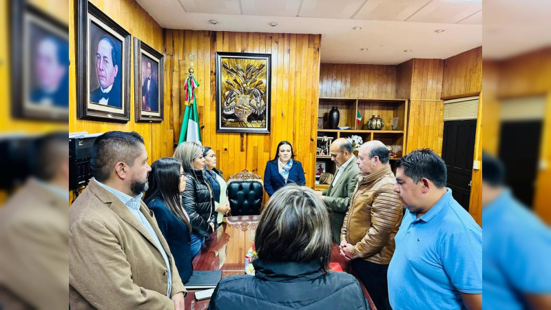Luz María Velázquez invita a la Campaña de Salud en Salvador Escalante 