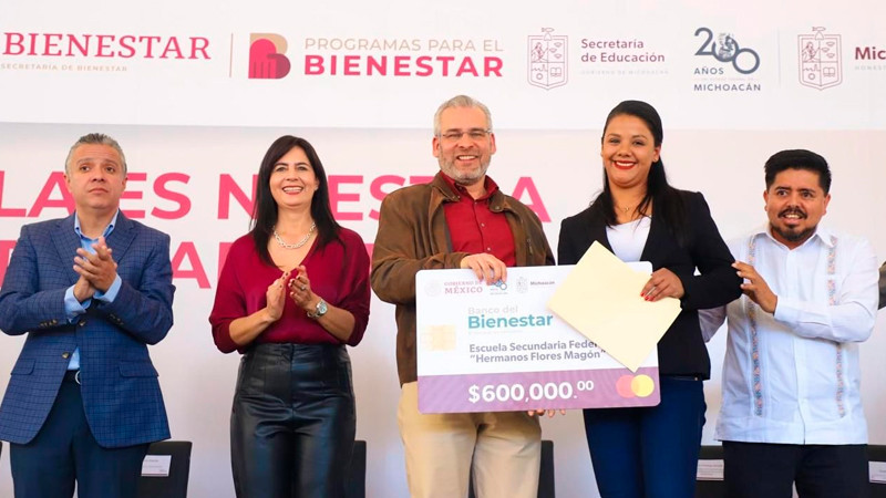 Federación y estado invierten 7 mil mdp para obra educativa en Michoacán 