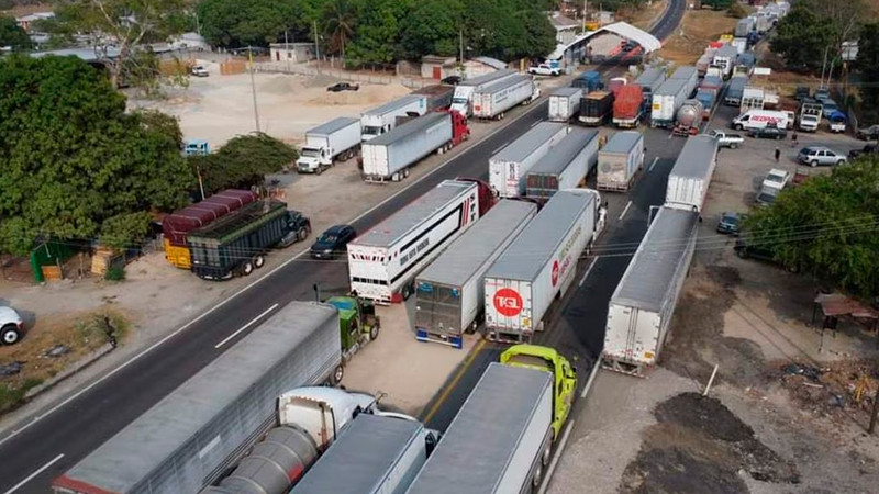 Después de más de 24 horas, liberan carretera federal 200, en Chiapas 