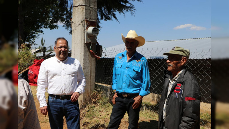 Inician trabajos de rehabilitación del camino de acceso a la comunidad de San Isidro Alta Huerta, Hidalgo
