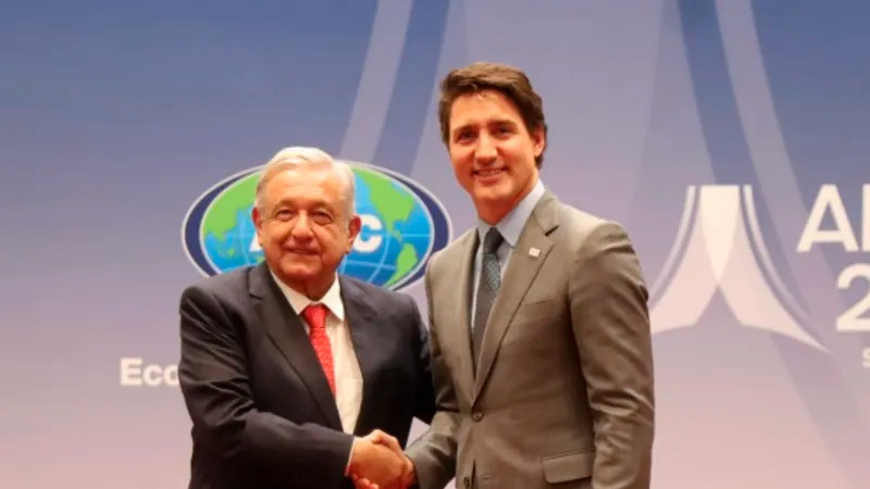 "Reproche fraterno" de AMLO a Trudeau por reinstalación de visado para entrar a Canadá 