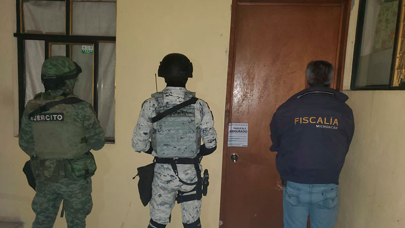 En operativo detienen a tres y decomisan narcótico, en Morelia, Michoacán  