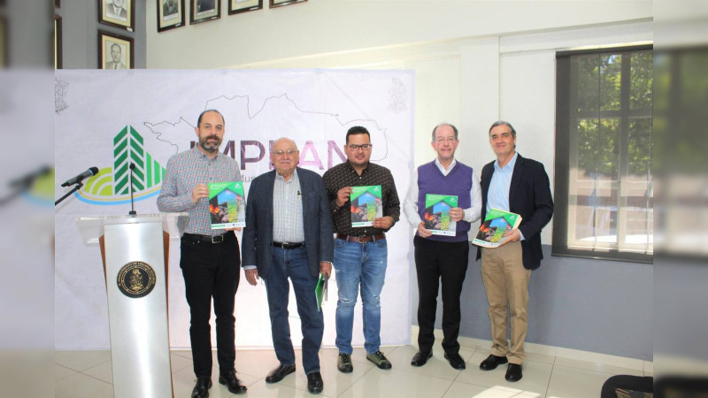 Dan a conocer en Uruapan el Análisis de Riesgos y Vulnerabilidad Climática 