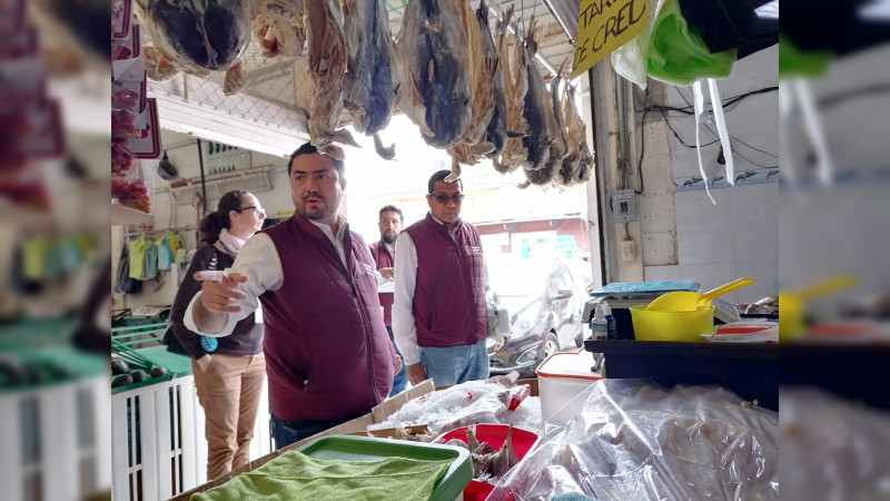 Coepris verifica expendios de pescados y mariscos para cuidar salud de consumidores