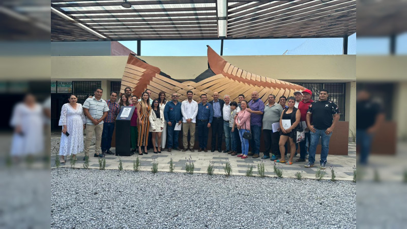 Sectur inaugura en Sahuayo el monumento del huarache más grande del mundo