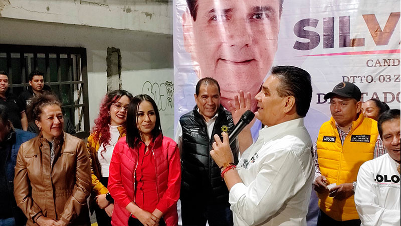 En Zitácuaro, fuerza y experiencia garantía de respuesta a la gente: Gloria Tapia 