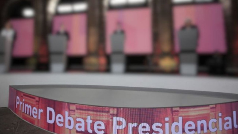 En la antesala de los debates presidenciales, partidos entregan propuestas de moderadores 