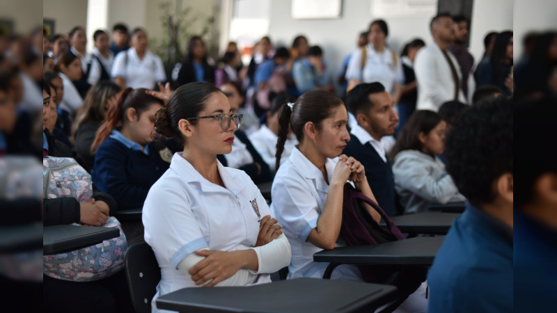 UMSNH forma profesionales de Enfermería éticos y humanistas