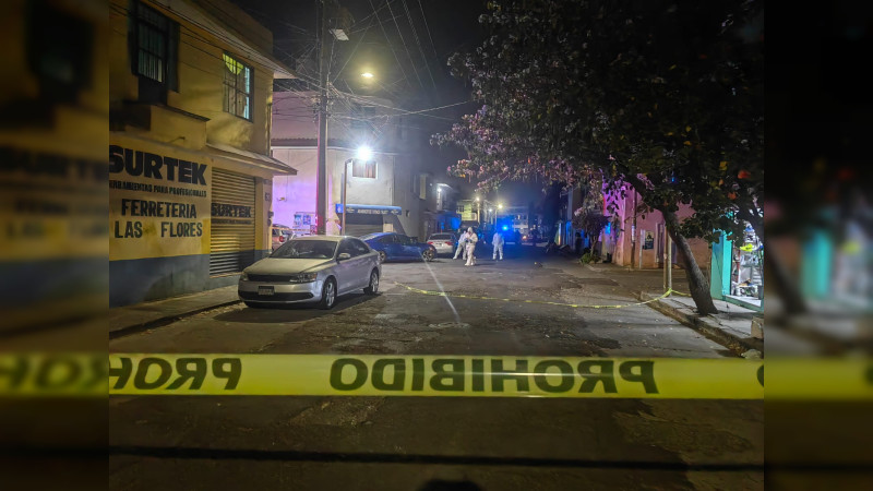 Balean a conductor en Morelia, Michoacán; resulta ileso