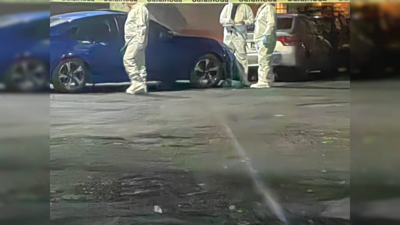 Balean a conductor en Morelia, Michoacán; resulta ileso