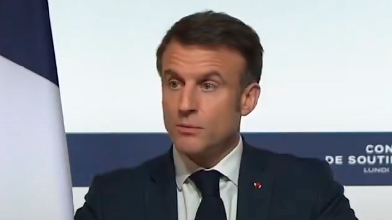 Llama Macron a aliados de Ucrania a "no ser cobardes" contra Rusia 