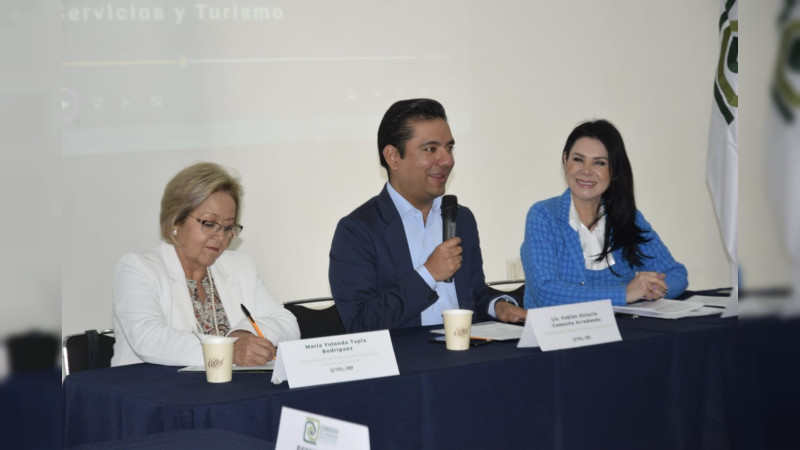 Querétaro: Invierten comerciantes hasta 20 mil pesos en temporada de calor 