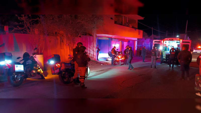 En Uruapan atacan a balazos a tres jóvenes; dos pierden la vida 
