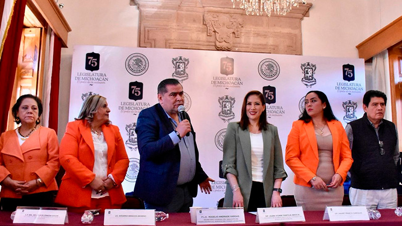 Diputados locales reconocen a trabajadores sindicalizados del Congreso de Michoacán
