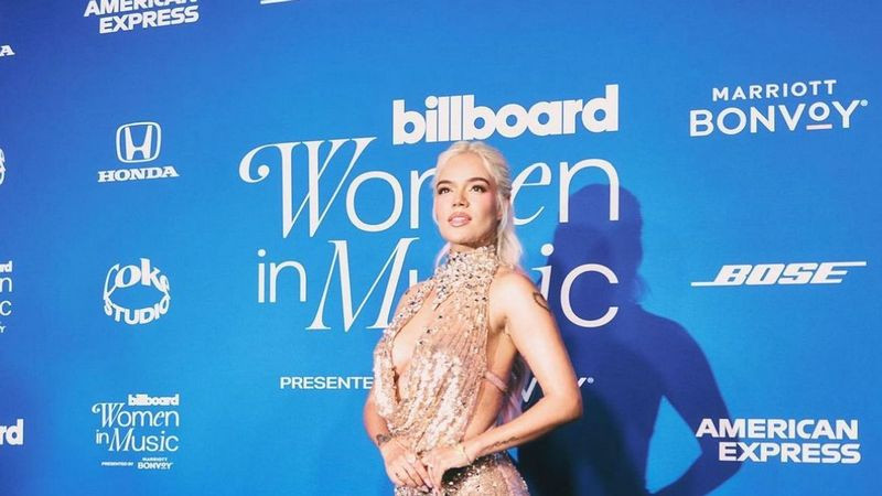 Karol G se convierte en la primera latina en recibir el máximo premio de los Billboard femeninos 