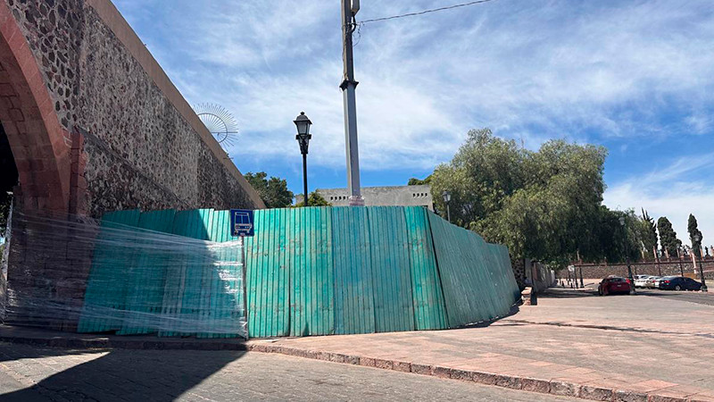 En Querétaro, protegen edificios, monumentos e iglesias antes marcha del 8M  