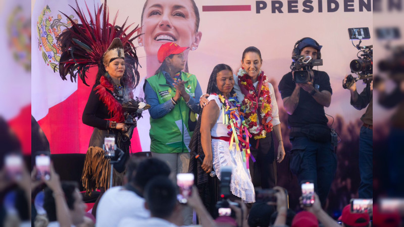 “No solo llega Claudia a la presidencia, llegan todas las mujeres de México”: Morón 