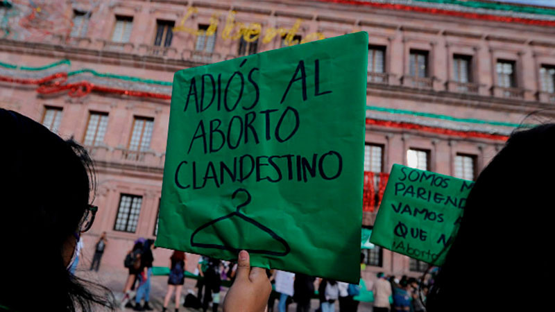  Mujeres salen a las calles de Guadalajara a exigir alto a las violencias 