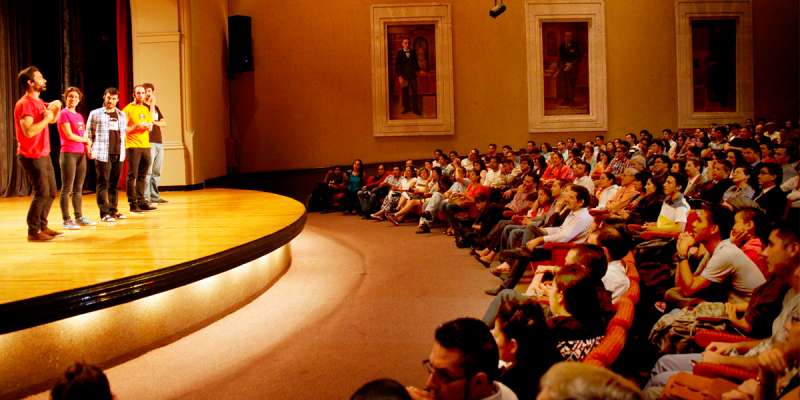 The Big Van Theory vuelve a la UMSNH 