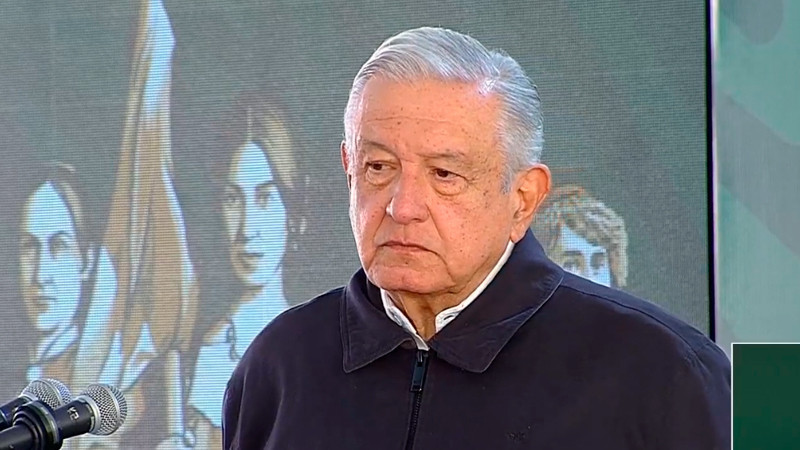 Acusa AMLO que hay concesionarias que venden gasolina Magna con sobreprecio 