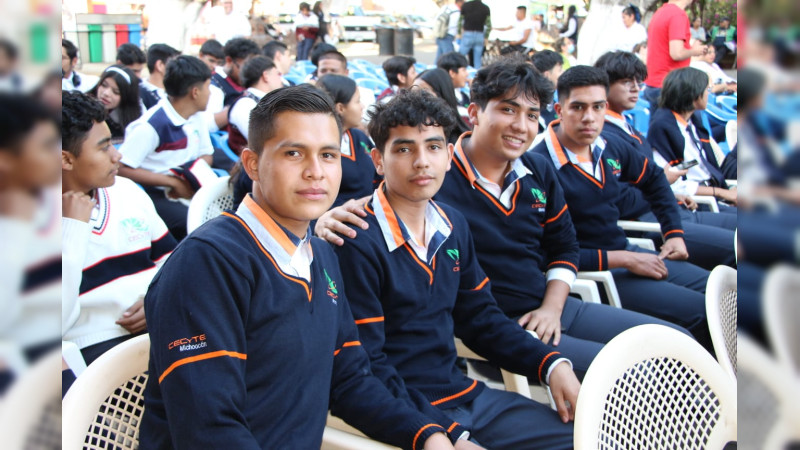Estudiantes del Cecytem compiten en Jornada Académica Estatal  