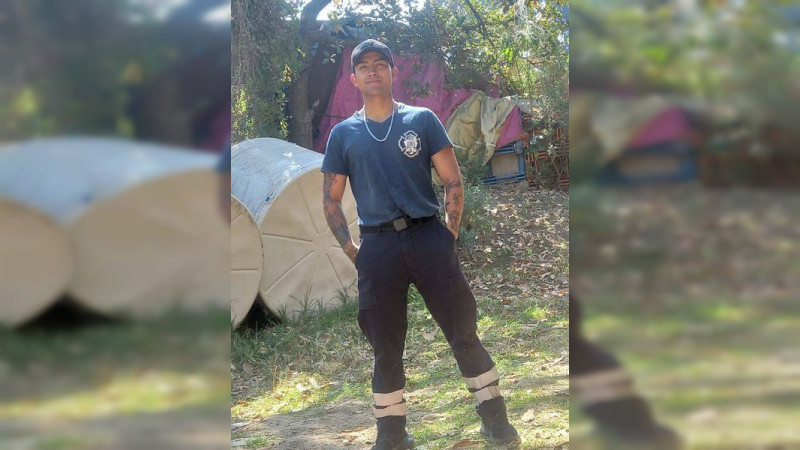Bombero muere tras combatir incendio en Chamapa-Lechería 