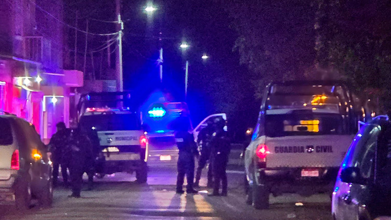 Se enfrentan facineroso y policías, dos presuntos delincuentes resultan heridos