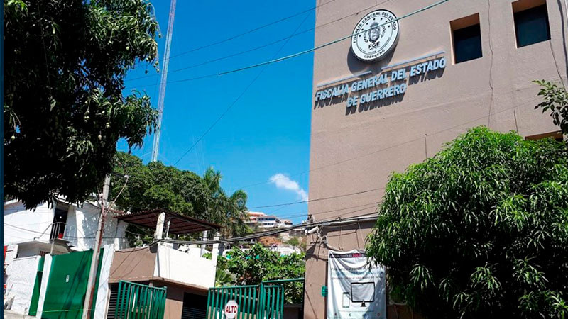 Señalan a la Fiscalía de Guerrero por fuga de policía implicado con el homicidio del normalista 