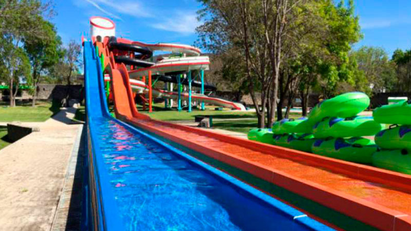 Playas y balnearios de Michoacán, seguros para la salud de visitantes: Coepris 