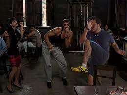 Joven intenta presumir flexibilidad, genera burlas en redes sociales - Foto 3 