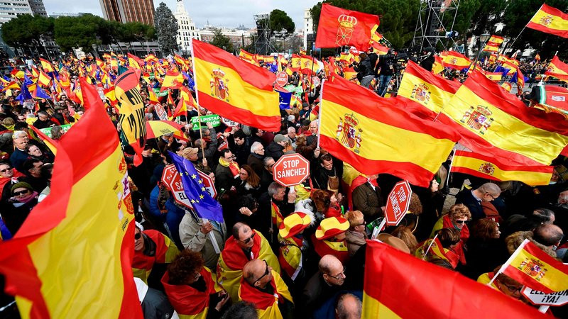 Congreso de España aprueba ley de amnistía para independentistas de Cataluña 